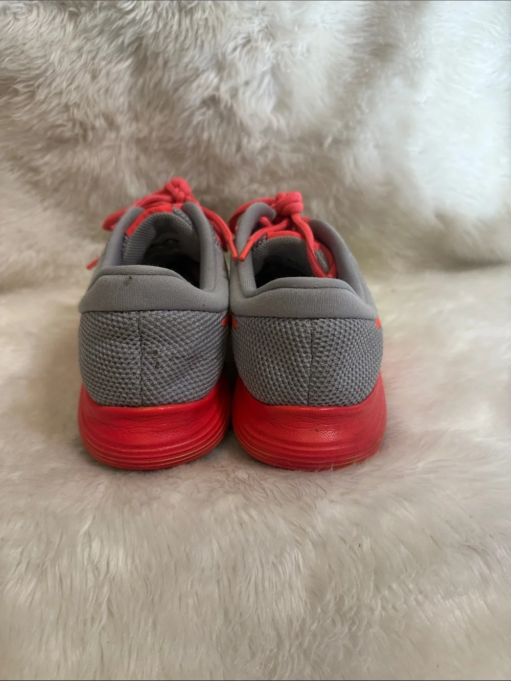 Nike Revolution 4 Running Shoes Gray Neon Coral Lime Girls 6Y Womens 7.5 - Picture 4 of 7